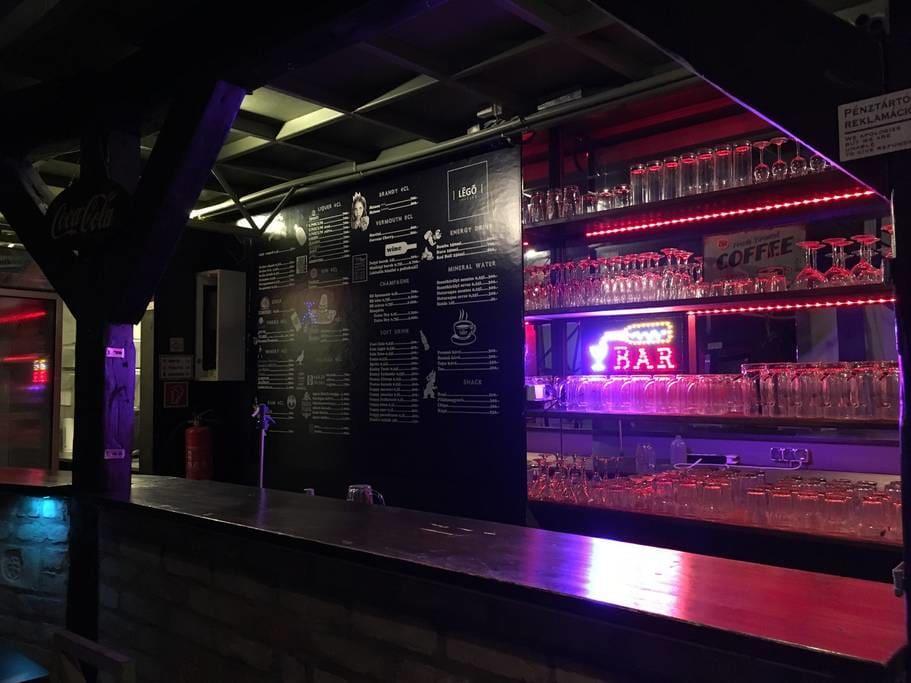 부다페스트 The Bachelor Bar - Bunker | Private Club 빌라 외부 사진